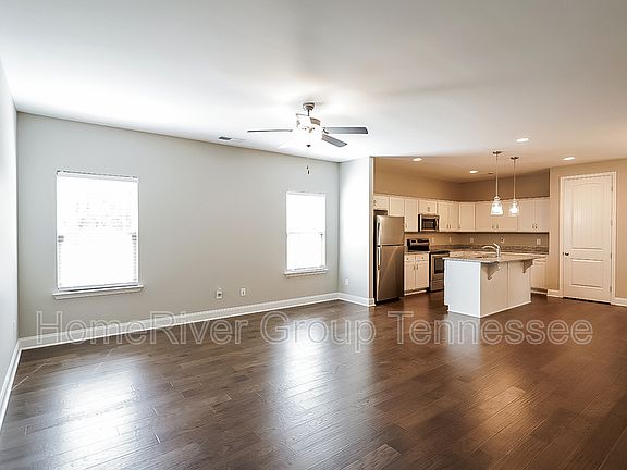 2nd image of 119 Hampshire Way
