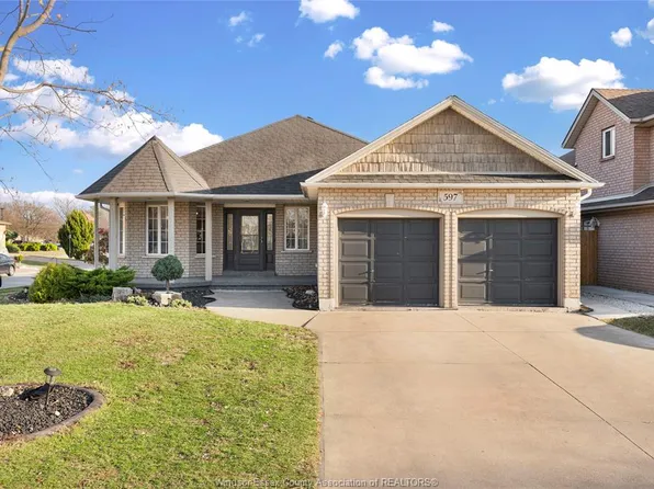 597 Compton Ct, Windsor, ON N9E 4P7