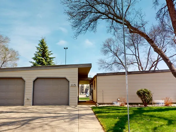 115 18th St SW, Minot, ND 58701