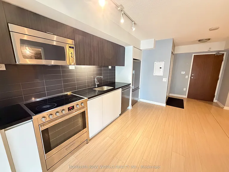 85 Queens Wharf Rd #717 — Photo 2
