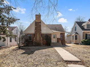 1406 California Ave W, Falcon Heights, MN 55108