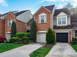 1821 Duffield Ln, Alexandria, VA 22307