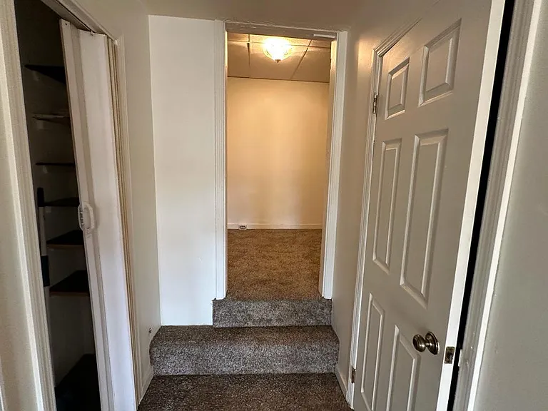 1316 Duss Ave #4 — Photo 6