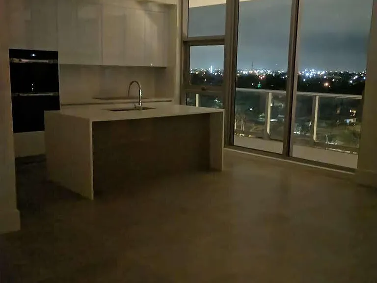 220 Lake Shore Dr #823 — Photo 4
