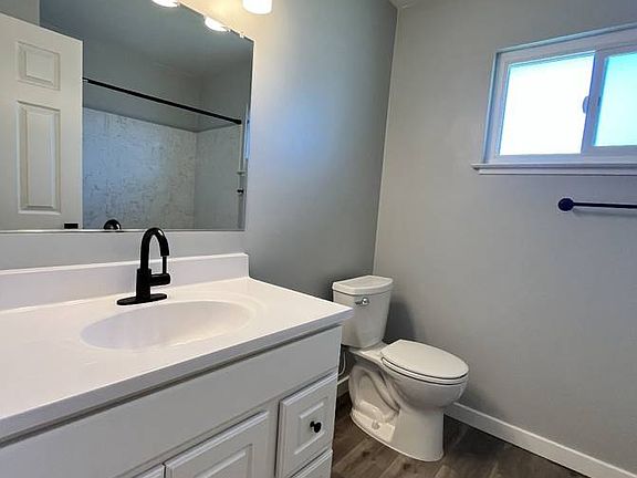 4th image of 555 Escuela Ave #8