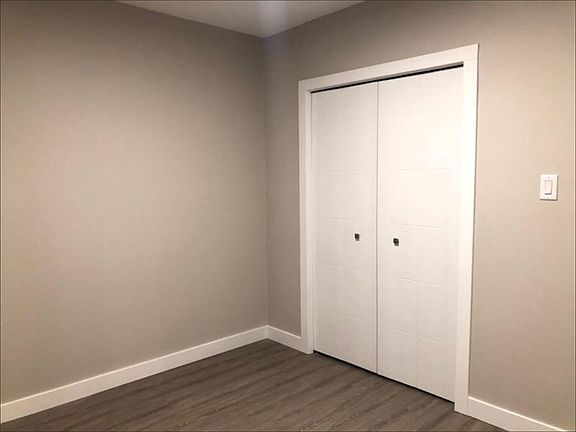 4th image of 1213 Empress St