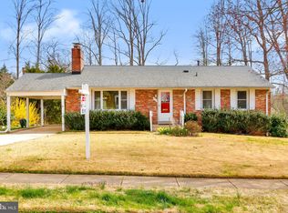 7513 Long Pine Dr, Springfield, VA 22151