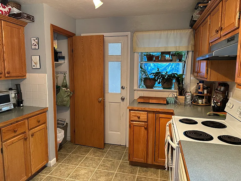 216 Fishback Ave — Photo 13