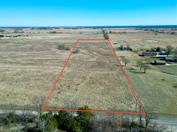 7 N 214th St W, Haskell, OK 74436