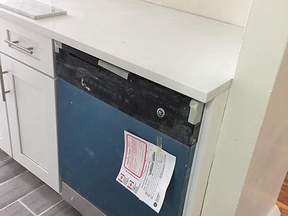 4th image of 330 E 19th St APT 6B