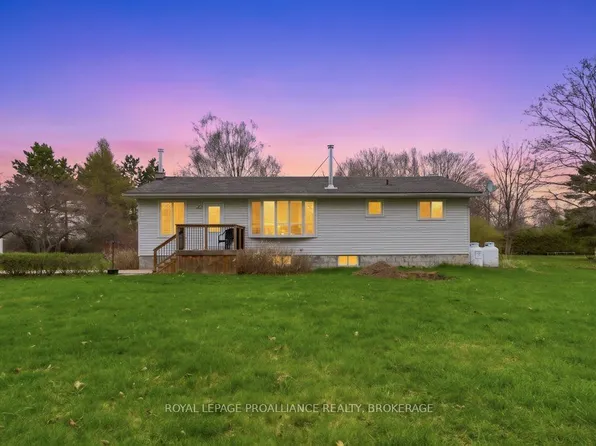 527 Bush Rd, Rideau Lakes, ON K0G 1E0
