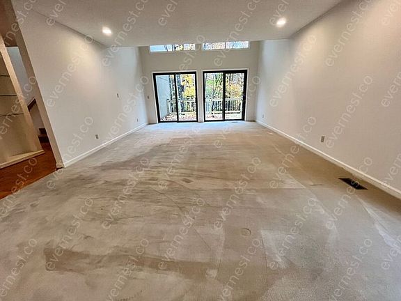 5th image of 207 Wildflower Way