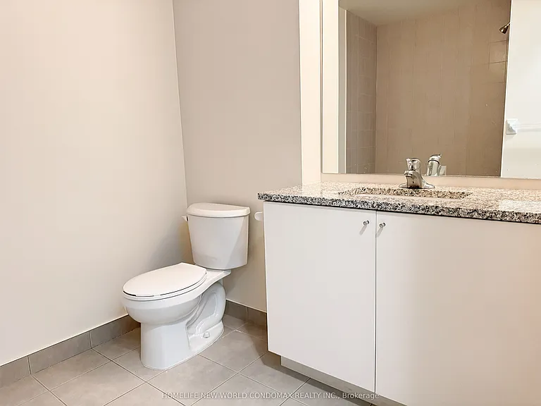 4955 Yonge St #806 — Photo 8