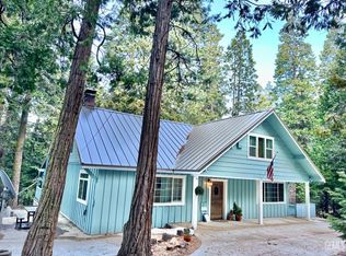 10700 Pine Dr, Wofford Heights, CA 93285