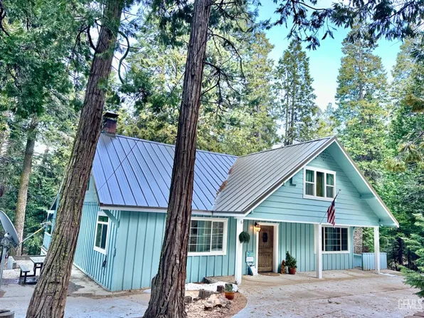 10700 Pine Dr, Wofford Heights, CA 93285