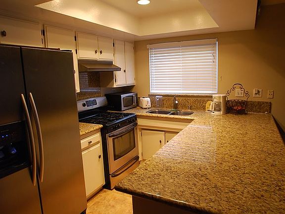 4th image of 118 28th St #3385093