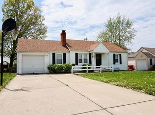 11221 Highridge Dr, Independence, MO 64052