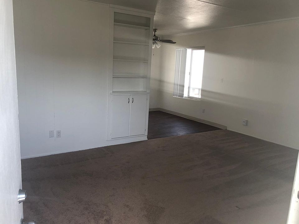 1st image of 4420 Estrella Ave APT 11