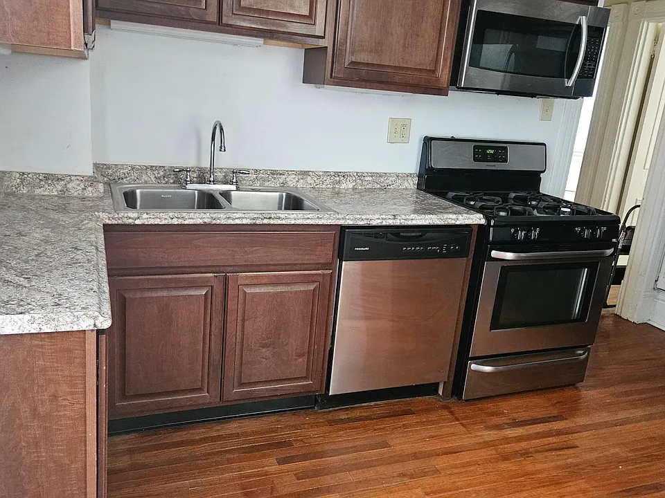 603 Tingley Ave #2
