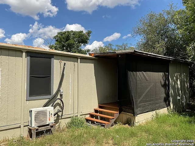 11916 Grapevine St — Photo 15