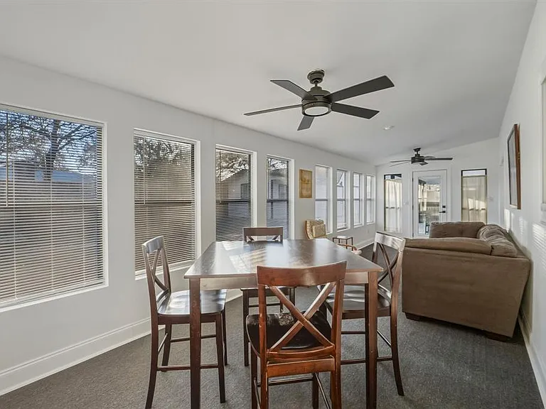 2107 Lewood Cir — Photo 22