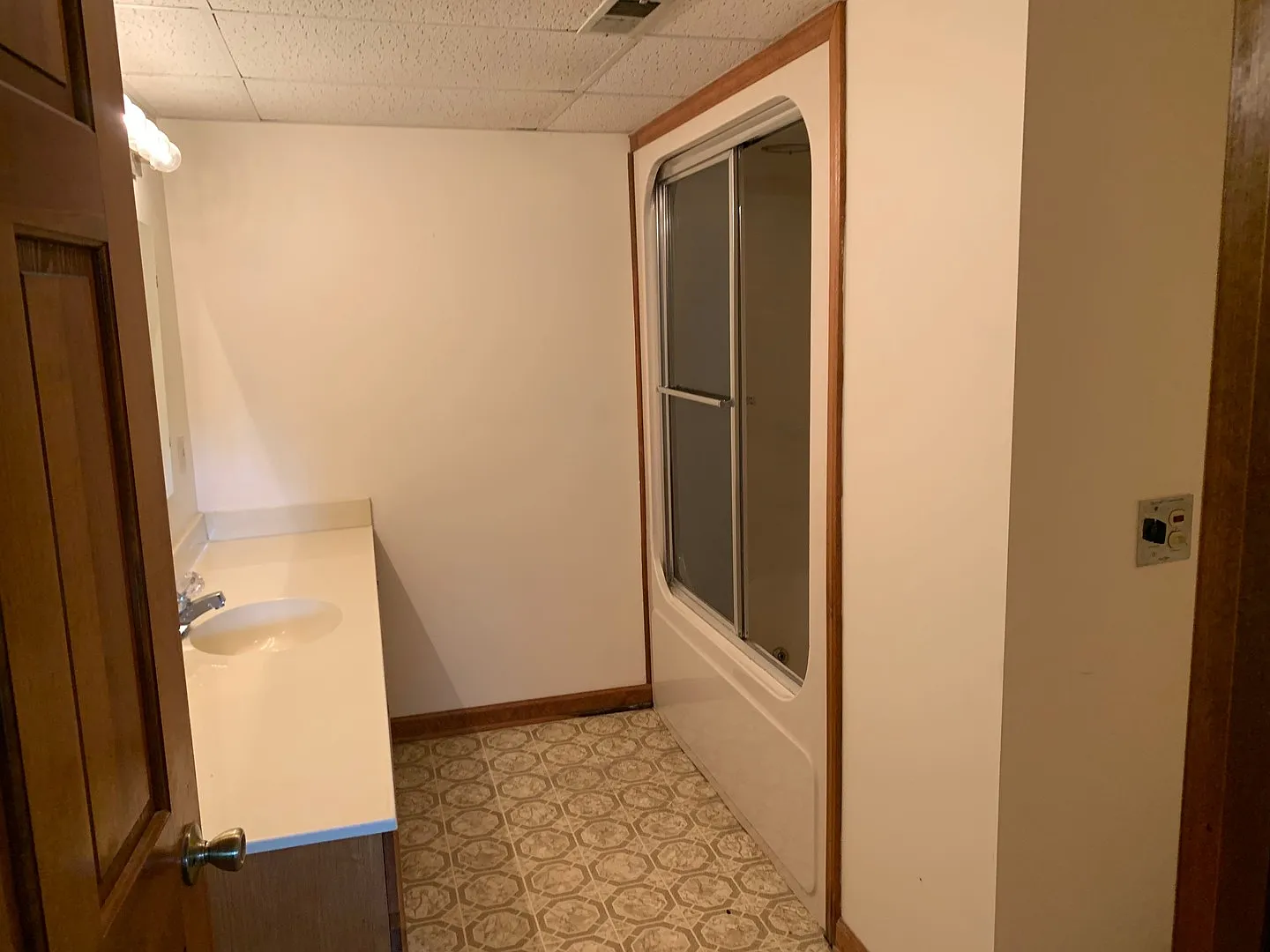 Country Living for Lease — Photo 3