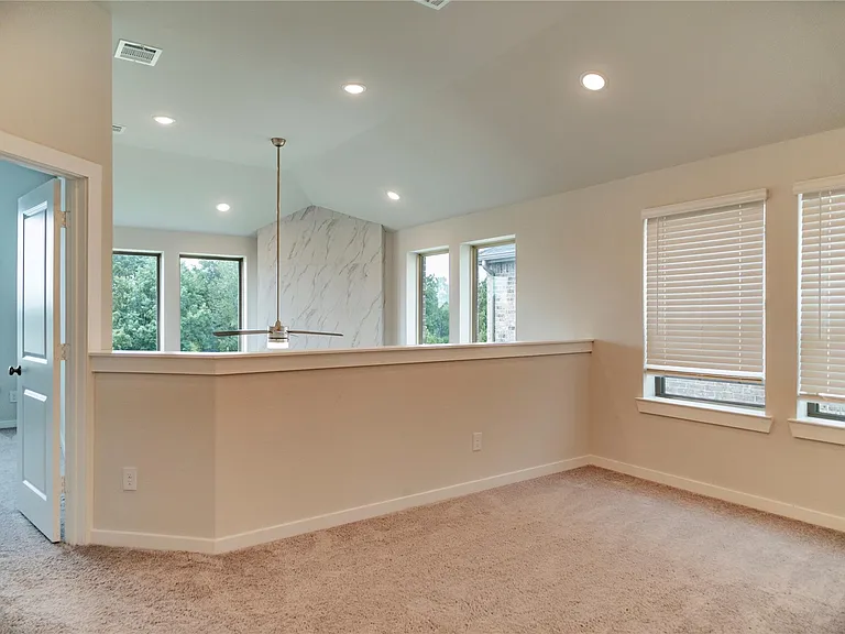 6526 Bramble Cove Ln — Photo 20