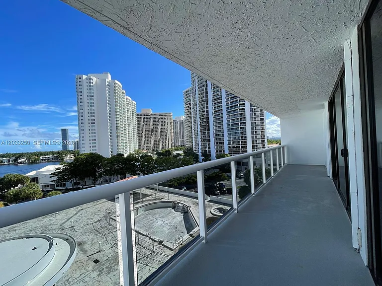 20505 E Country Club Dr #734 — Photo 4