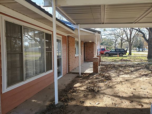 2nd image of 530 4th St