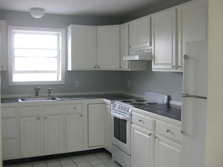Neicely udated kitchen