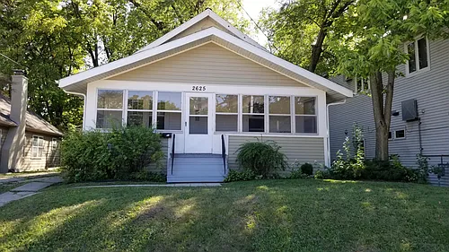 2625 University Ave Photo 1