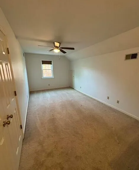 1145 Dunbarton Ln — Photo 32