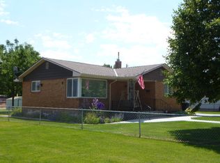421 Gifford Ave, American Falls, ID 83211