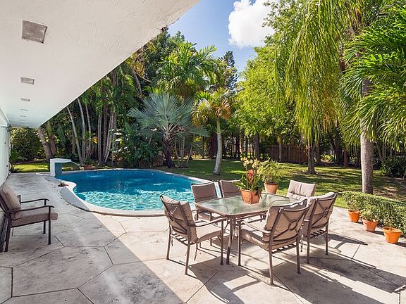 5th image of 13650 SW 78th Ct