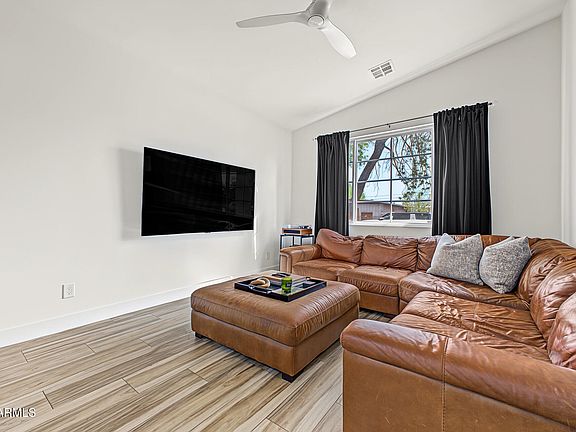 5th image of 3806 N 14TH Place