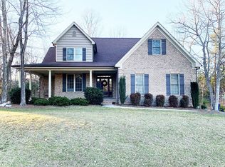 707 Mallard Dr, Randleman, NC 27317