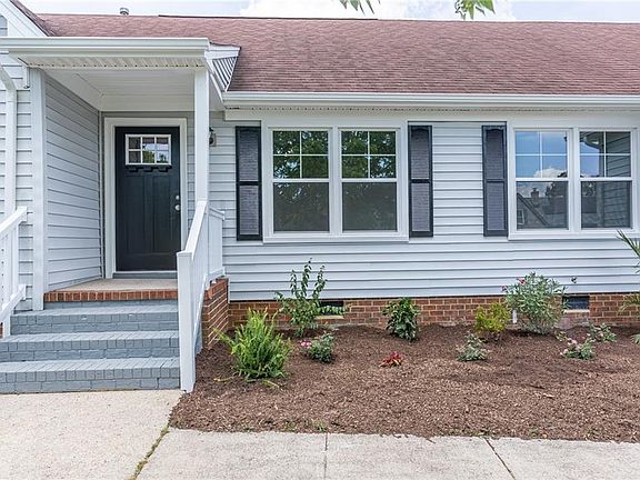 2nd image of 721 N Haven Cir