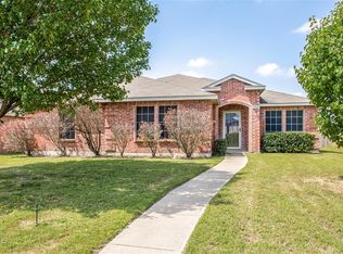 2927 Crimson Clover Dr, Lancaster, TX 75134
