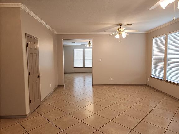 4th image of 19135 Prairie Bluff Dr