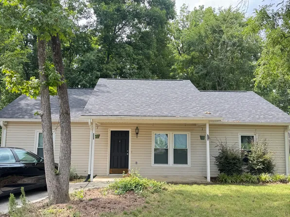 1210 Ridgewood Dr, Concord, NC 28027