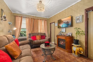 407 Keap Street, #5