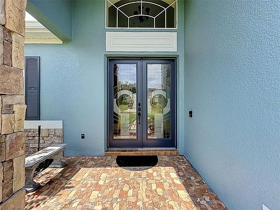 4th image of 2705 KNIGHTSBRIDGE ROAD
