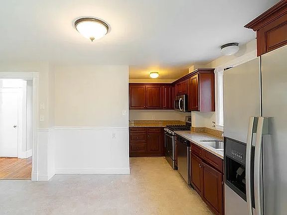2nd image of 17 E Milton Rd #2