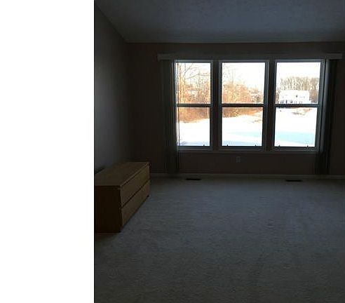 3rd image of 1097 Molland Dr