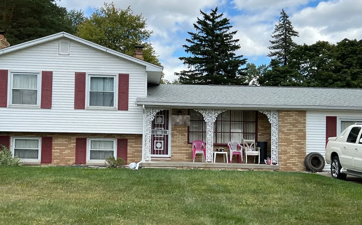1500 Schafer Dr photo 1