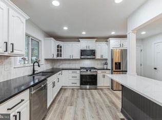 205 Barclay Ln, Cherry Hill, NJ 08034