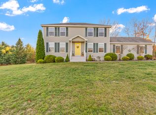 31 Annies Way, Gorham, ME 04038