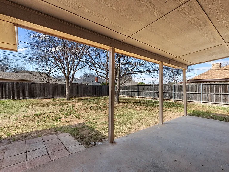 3309 Edgemont Dr — Photo 21