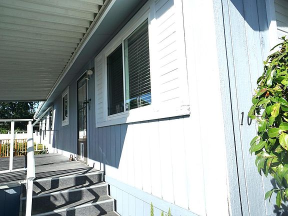 5th image of 1042 Capewood Lane
