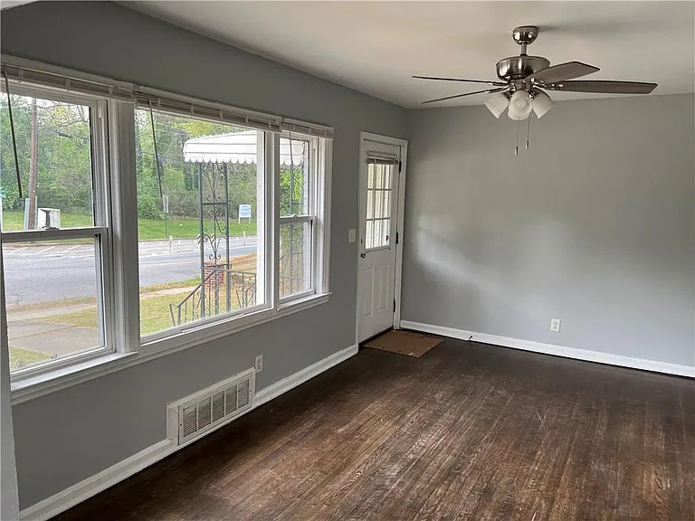 1201 Westview Dr SW — Photo 15